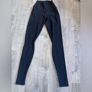 Alo High-Waist Black Leggings